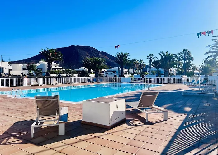 El Faro Holiday home *